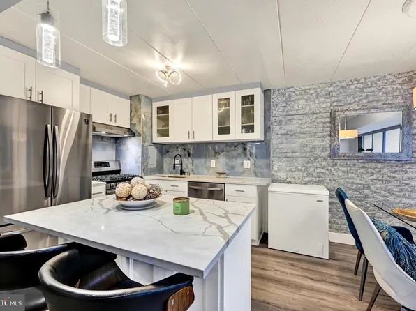 1800 Metzerott Rd APT 103, Adelphi, MD 20783