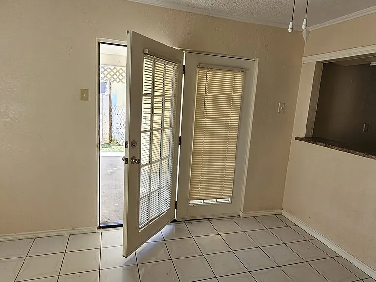 219 E Cherry Ln — Photo 20