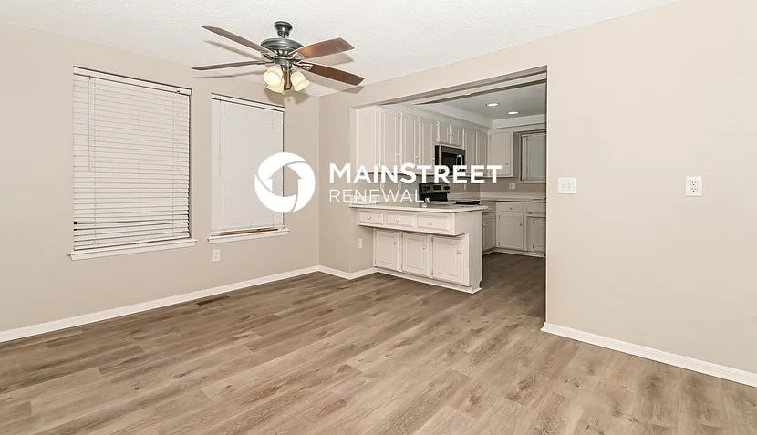 6204 Lansbrook Court — Photo 3