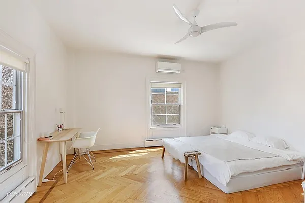 Rented by Corcoran | media 21