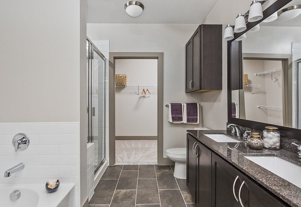 2nd image of 2200 Valor Way APT 5088