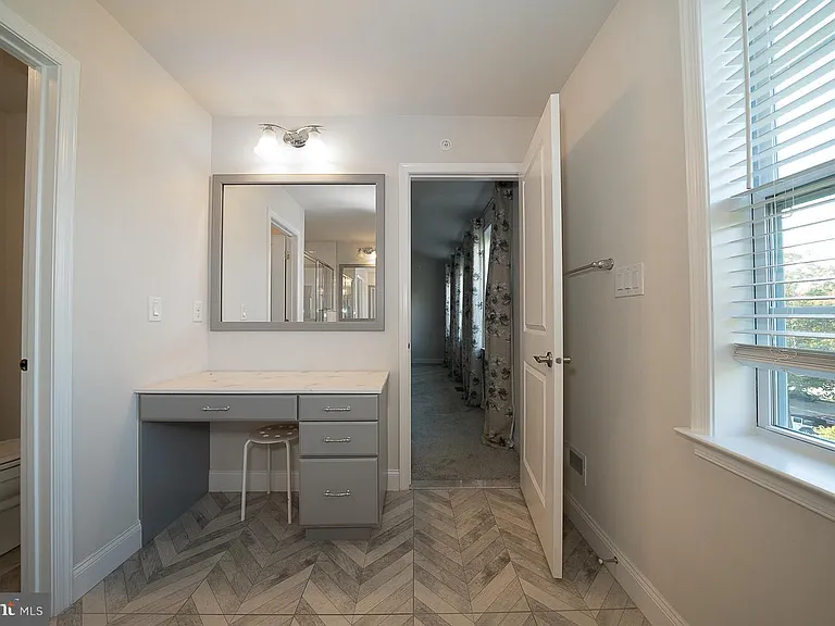 3701 Parris Blvd — Photo 47