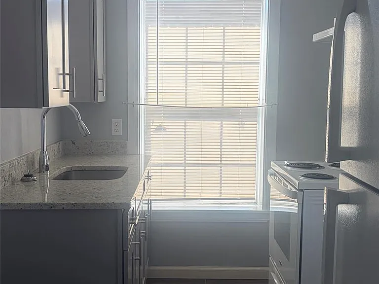 4302 Polk St #7 — Photo 7