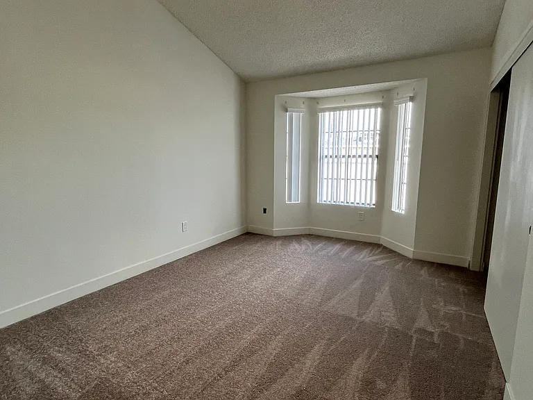 1216 E La Palma Ave — Photo 30