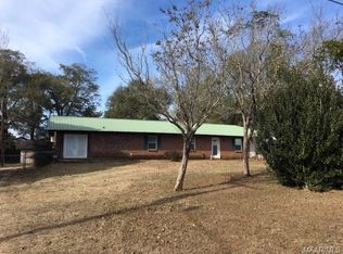 1306 Fleetwood Rd, Dothan, AL 36305