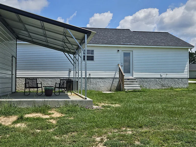 1005 Evergreen Ave — Photo 3