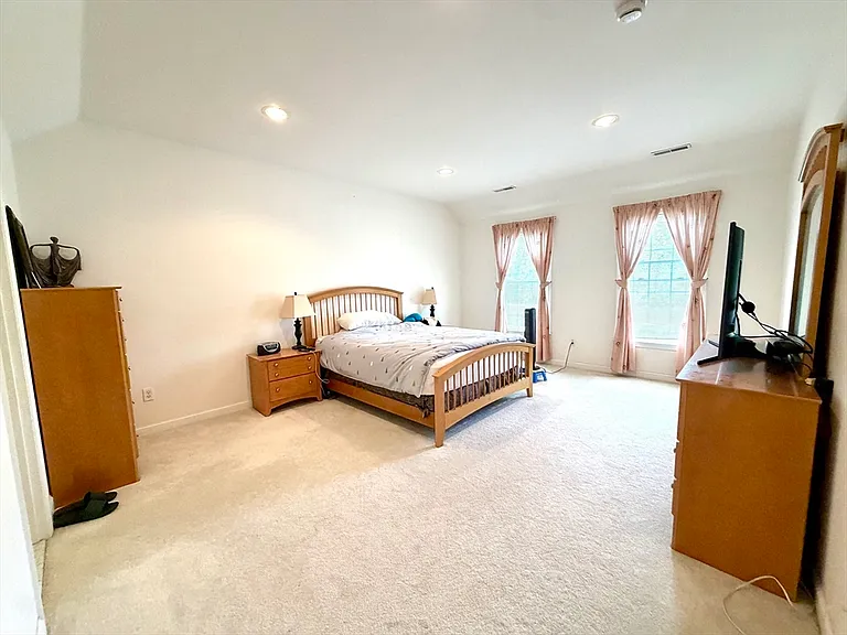 43 Independence Ln — Photo 18