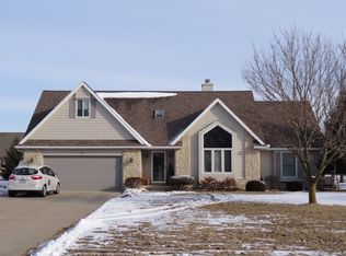 718 E 4th St, Minster, OH 45865