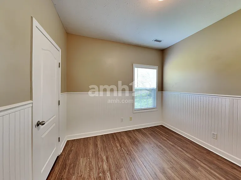 711 Riata Ct — Photo 12