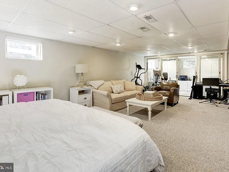 6408 Tisdale Ter — Photo 17