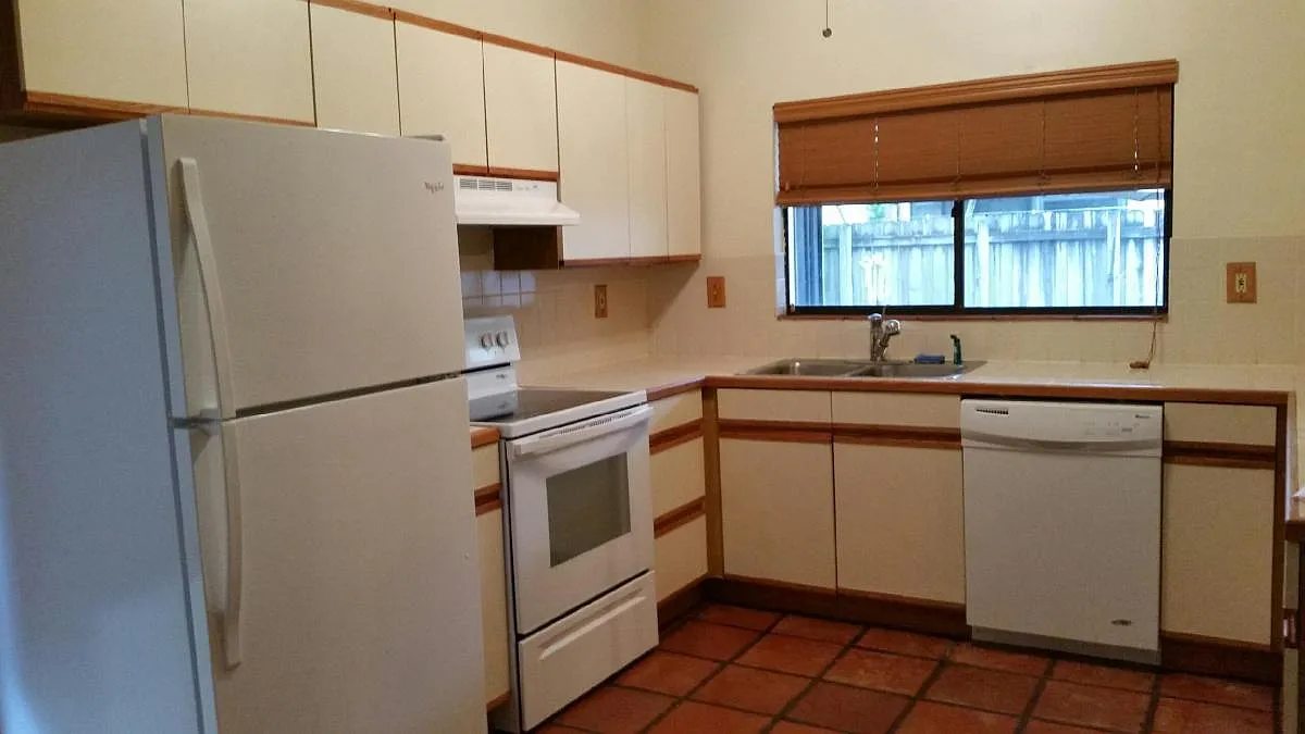 Kitchen - 21738 SW 99th Ct