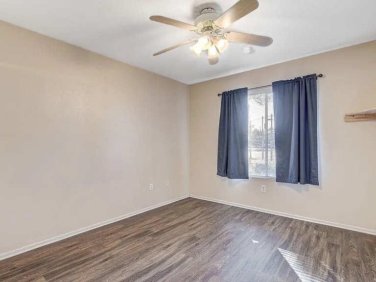 8070 W Russell Rd #1064-11 — Photo 16