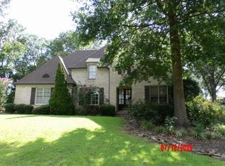 3179 Steeplegate Dr, Germantown, TN 38138