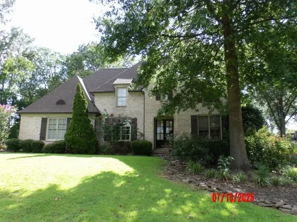 3179 Steeplegate Dr, Germantown, TN 38138