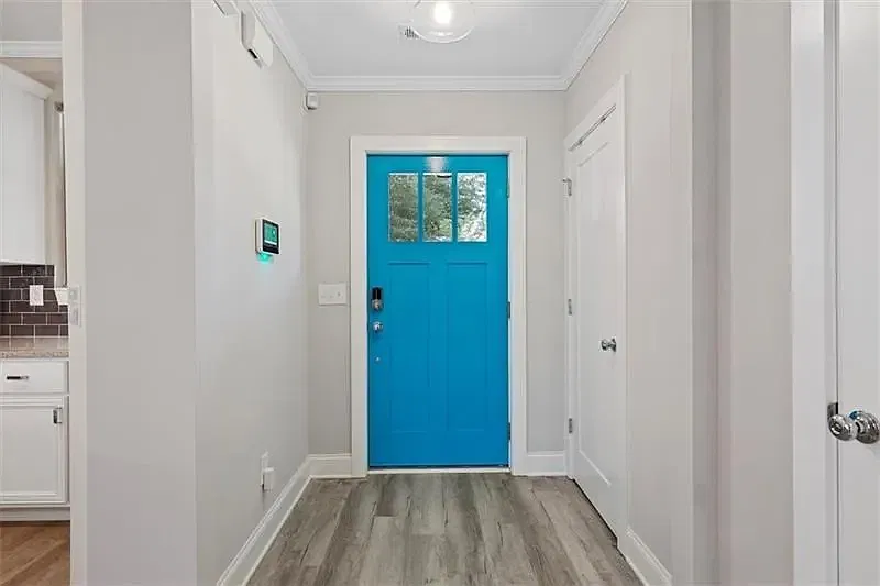 4 bed, 3.5 bath, 2540 sqft, $3,500 — Photo 2