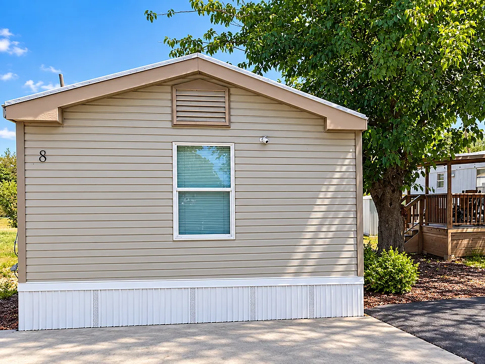 399 W Victory Ave