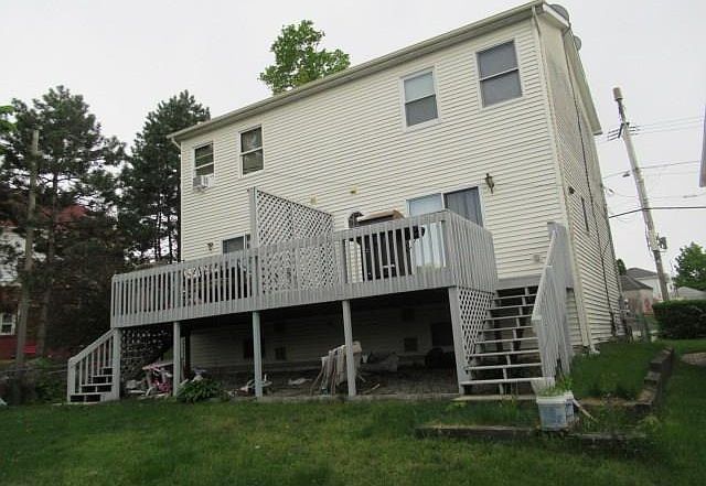2nd image of 338 Laurel Hill Ave