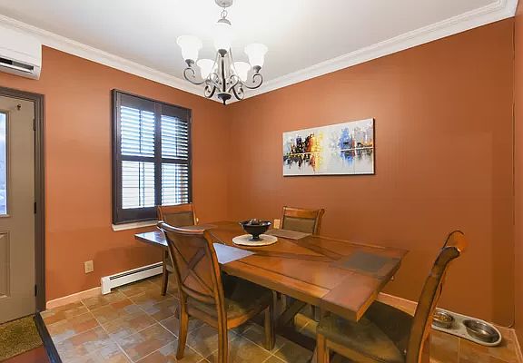 5th image of 1058 Lafayette Ave