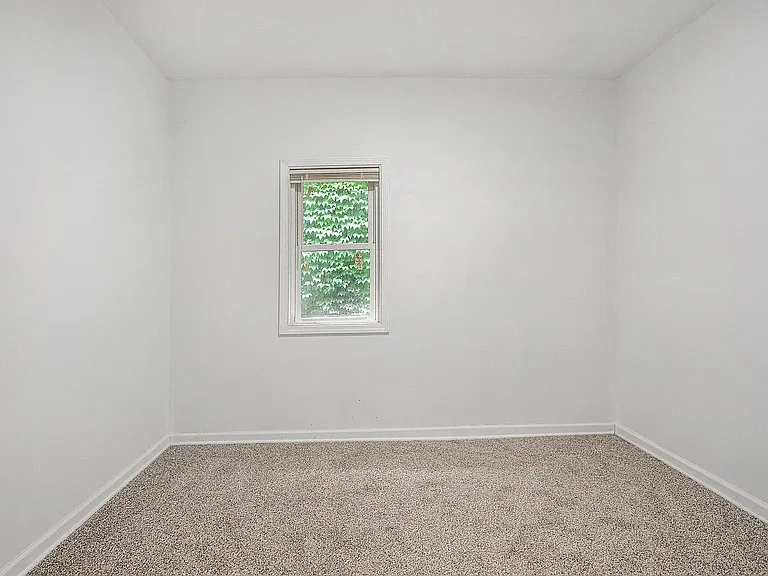 1067 Polk St — Photo 8