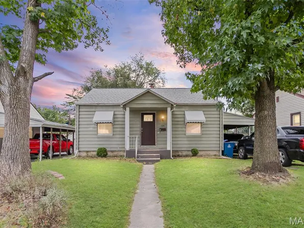 104 Whitelaw Ave, East Alton, IL 62024