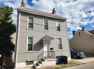 33 Gregory St, Pittsburgh, PA 15203