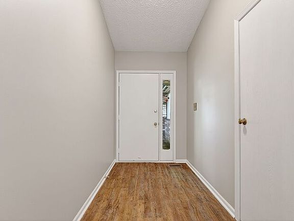 2nd image of 8134 Old Prairie Ct