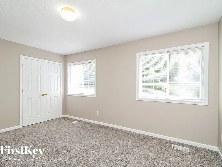 1554 Pecan Ln — Photo 10