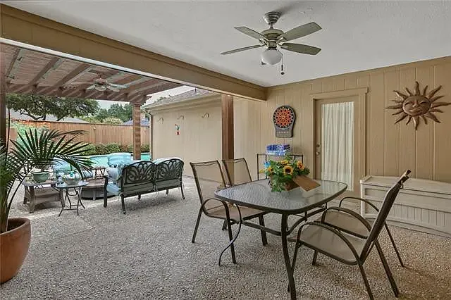 2403 Blue Cypress Dr — Photo 14