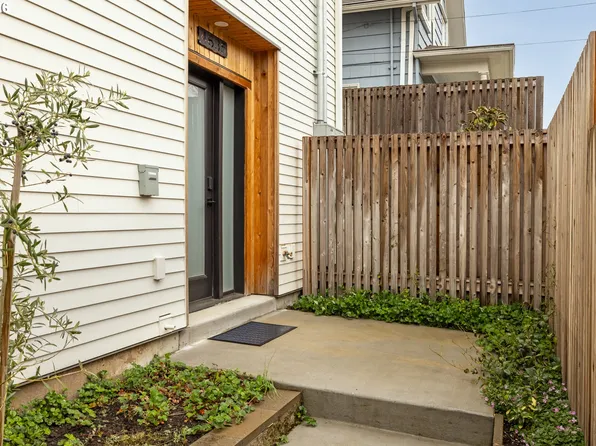 4635 N Campbell Ave, Portland, OR 97217