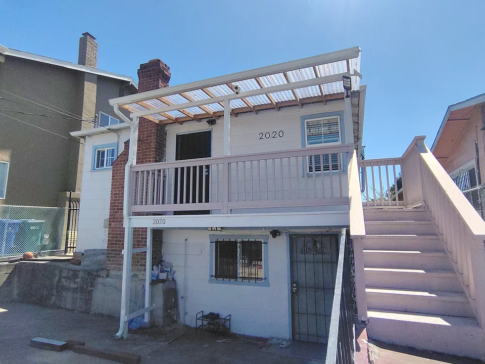 2020 26th Ave