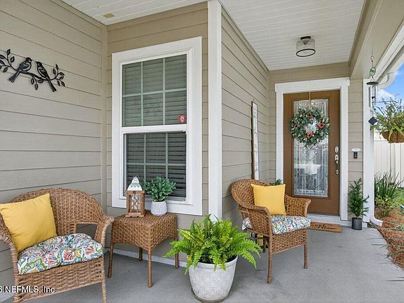 3rd image of 9652 BRIDGEWAY Avenue