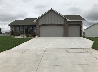 11408 W Sondra St, Maize, KS 67101