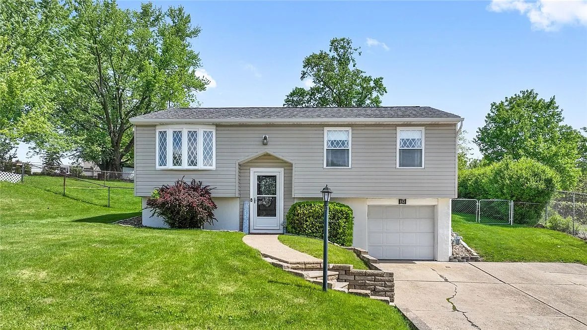 112 Cranbrooke Dr photo 1