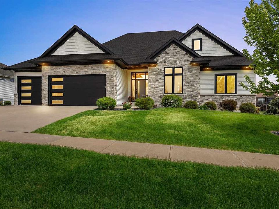 1st image of 1352 Ava Cir