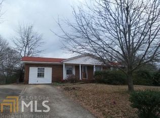 1127 Carver Rd, Griffin, GA 30224