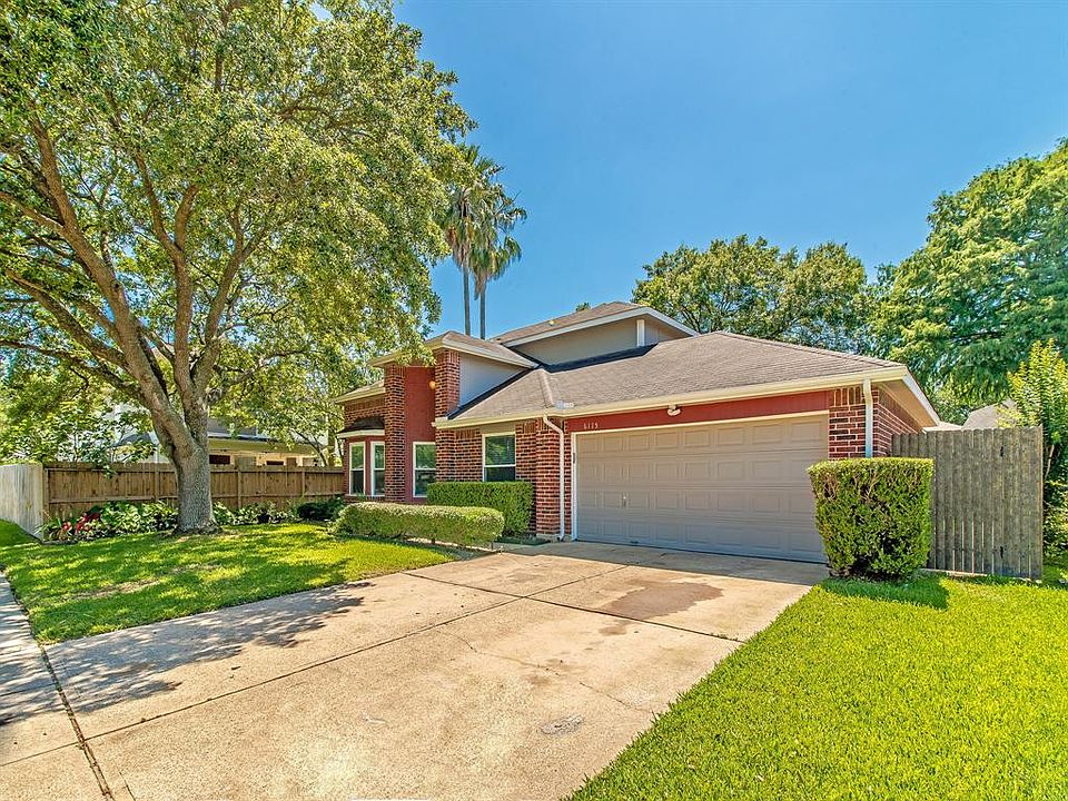 1st image of 6115 Cape Hatteras Dr