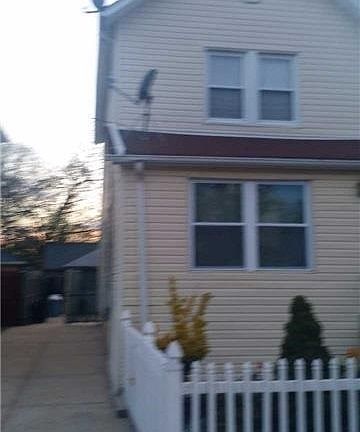 2nd image of 10416 216th St
