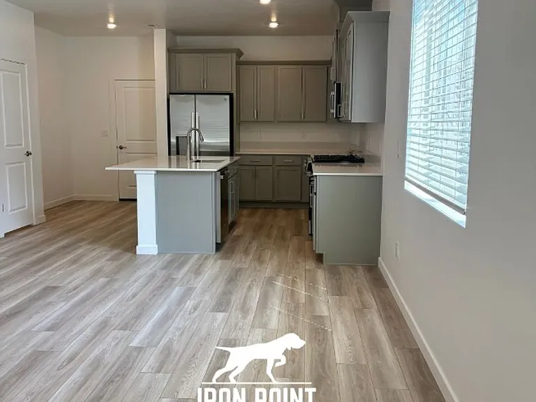 4243 W Flint Dr — Photo 4