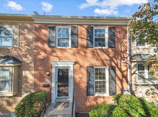 10276 Arizona Cir #61, Bethesda, MD 20817