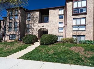 2071 Royal Fern Ct APT 35/2B, Reston, VA 20191