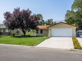 141 Elmcrest Dr, Big Pine, CA 93513