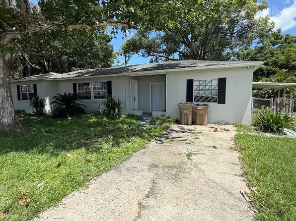 1047 Clay Blvd, Eustis, FL 32726