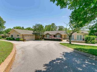 102 Twin Lakes Dr, Moore, SC 29369