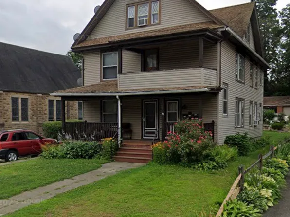 49 Franklin St APT 3, Ansonia, CT 06401