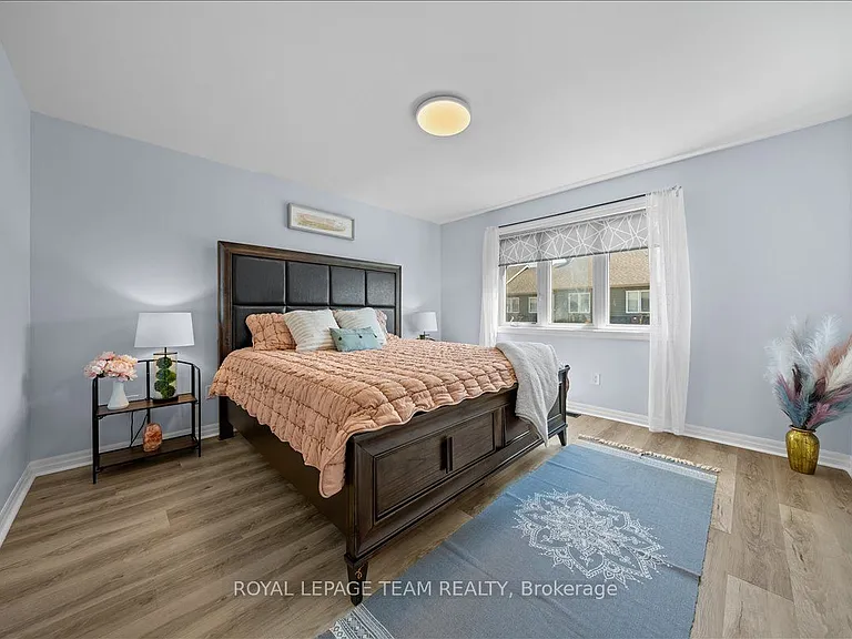 333 Tulum Cres — Photo 16