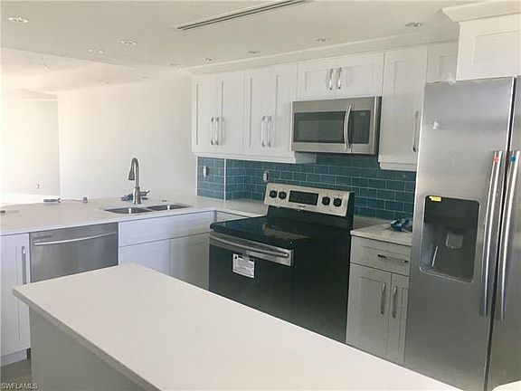 2nd image of 380 Seaview Ct APT 1204