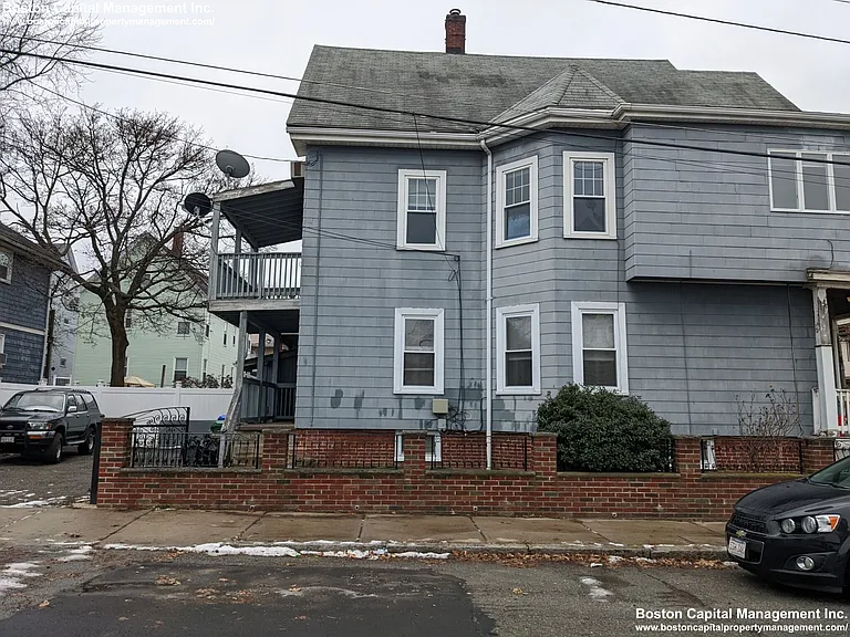 Liberty Ave — Photo 10