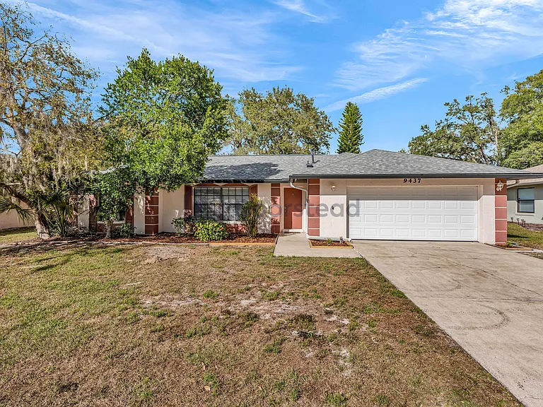 9437 Graystoke Ln — Photo 4