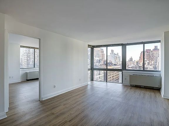 4th image of 800 6th Ave APT 22C