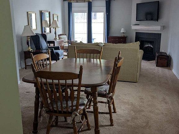 3rd image of 3188 Morningside Dr